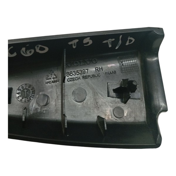 Acabamento Porta Traseira Direita Volvo Xc60 T5 2012