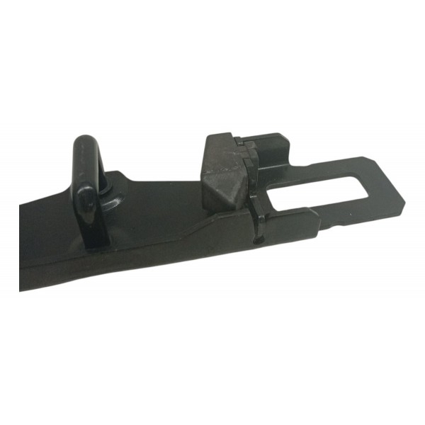 Batente Fechadura Tampa Traseira Volvo Xc60 T5 2012