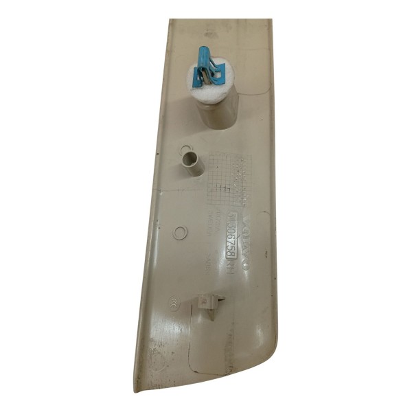 Soleira Porta Traseira Direita Volvo Xc60 T5 2012 Detalhe