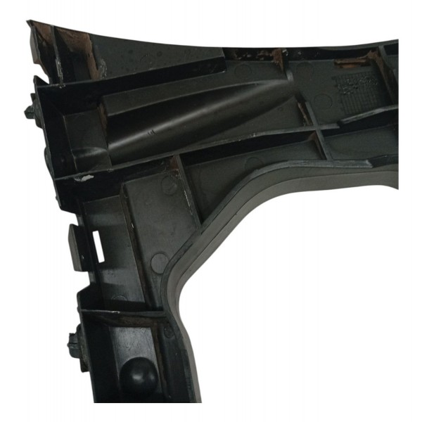 Guia Superior Parachoque Traseiro Direito Volvo Xc60 T5 2012