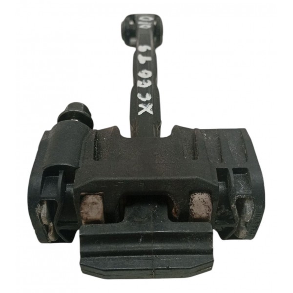 Limitador Porta Dianteira Direita Volvo Xc60 T5 2012