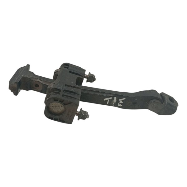 Limitador Porta Traseira Esquerda Volvo Xc60 T5 2012