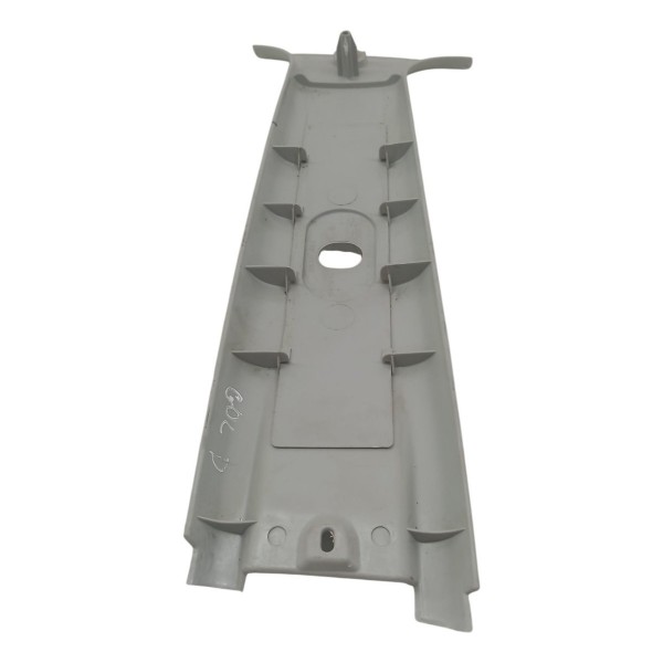 Moldura Central Direito Volkswagen Gol G3 2002 2003 Detalhe