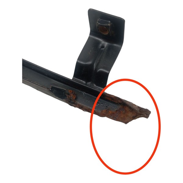 Guia Canaleta Traseira Direita Volkswagen Gol 2001 Detalhe