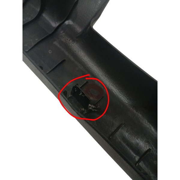 Moldura Soleira Esquerda Kia Picanto 1.0 2009 Detalhe