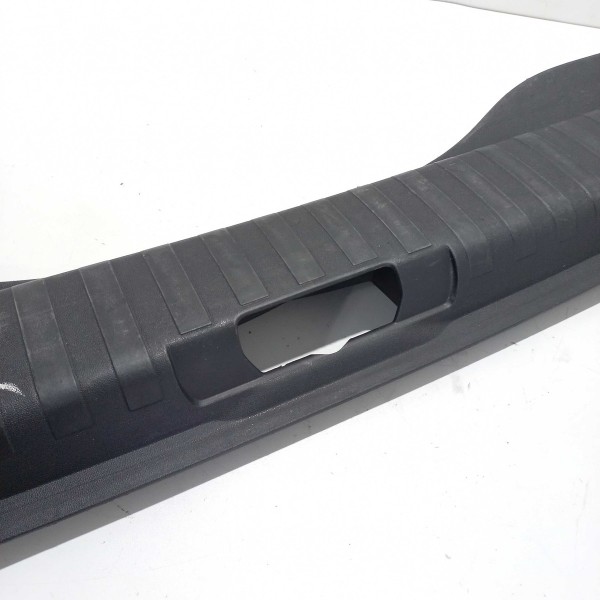 Soleira Acabamento Porta Malas Peugeot 2008