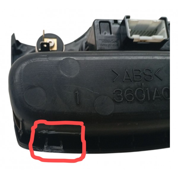 Moldura Porta Objetos Tomada Usb12v Kia Picanto 2009 Detalhe