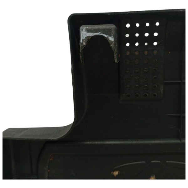 Tampa Proteção Motor Chery Cielo Sedan 1.6 2012 Detalhe