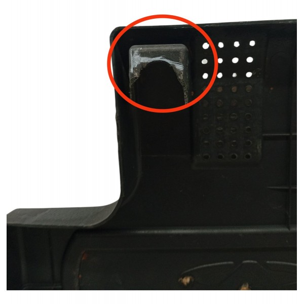 Tampa Proteção Motor Chery Cielo Sedan 1.6 2012 Detalhe