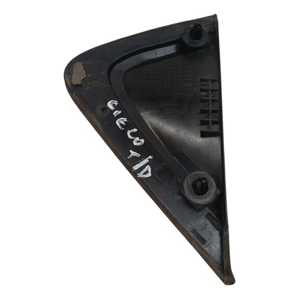 Acabamento Lateral Traseiro Direito Chery Cielo Sedan 2012