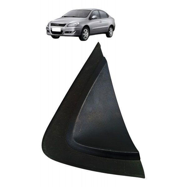 Acabamento Lateral Traseiro Direito Chery Cielo Sedan 2012