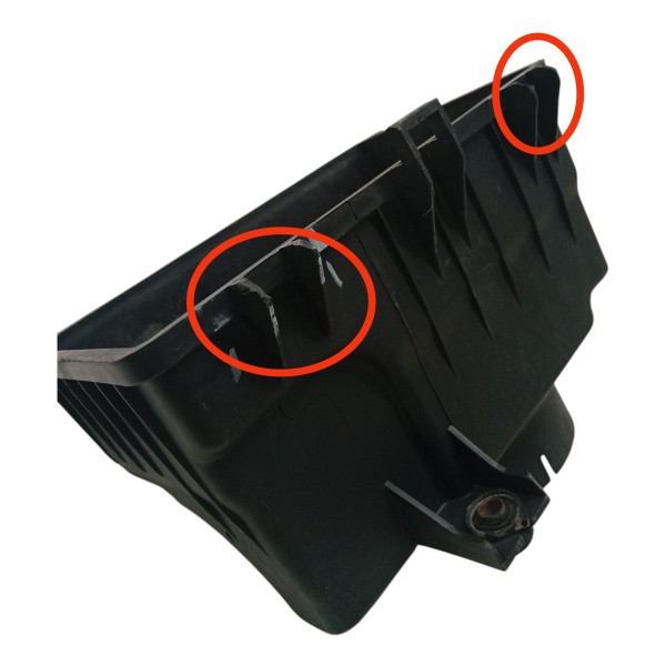 Tampa Caixa Filtro Ar Chery Cielo 1.6 2012 Detalhe