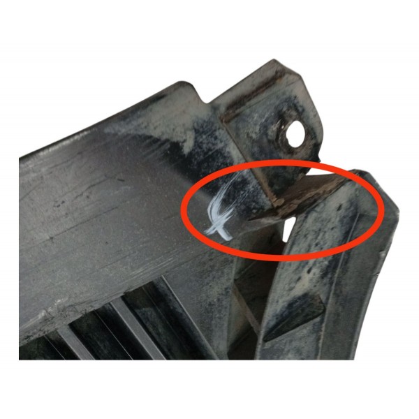 Defletor Inferior Parachoque Citroen C4 Lounge 2015 Detalhe