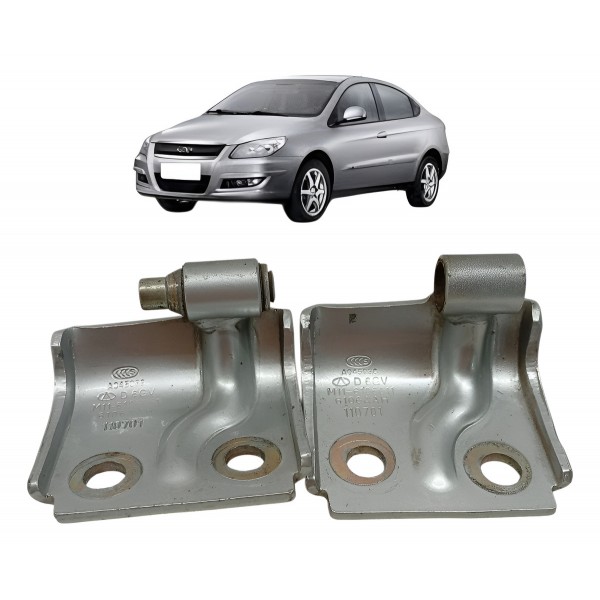 Dobradiça Porta Traseira Esquerda Chery Cielo Sedan 1.6 2012