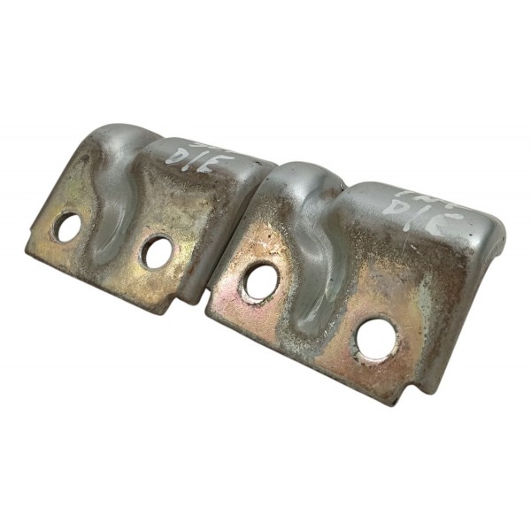 Dobradiça Porta Dianteira Esquerda Chery Cielo Sedan 2012