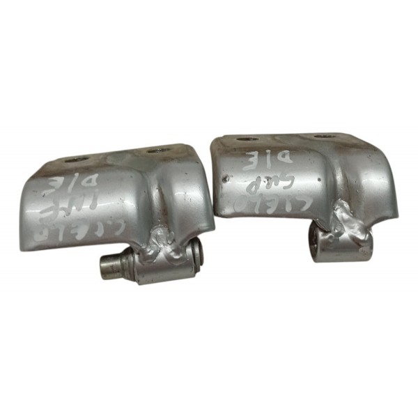 Dobradiça Porta Dianteira Esquerda Chery Cielo Sedan 2012