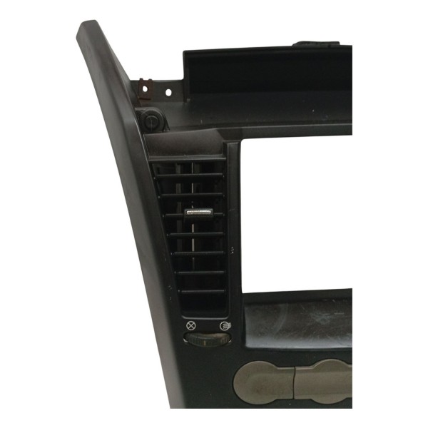 Moldura Central Difusor Ar Chery Cielo Sedan 1.6 2012