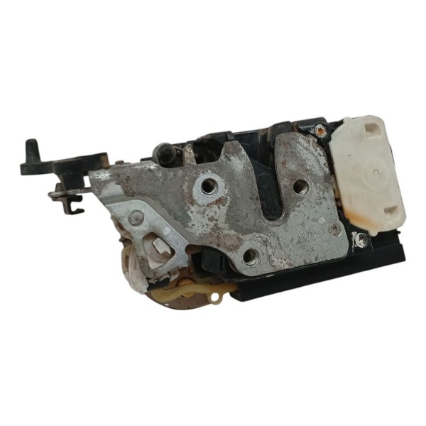 Fechadura Porta Traseira Direita Chery Cielo Sedan 2012