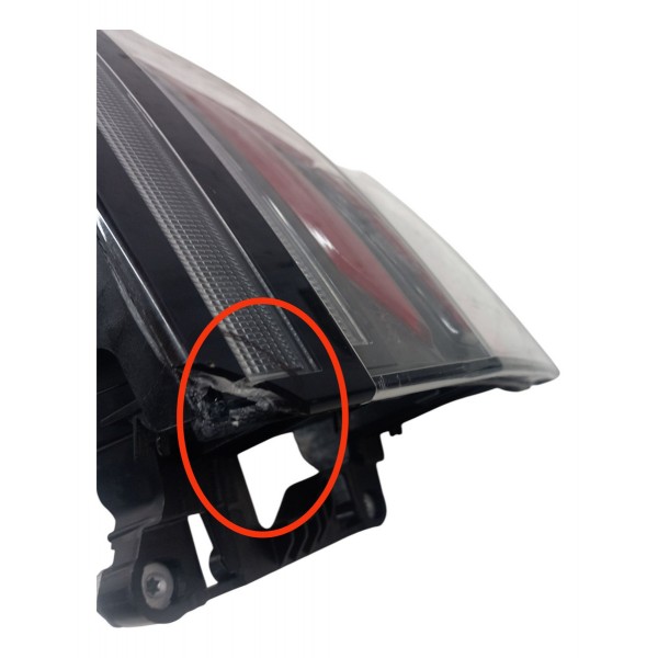 Lanterna Esquerda Volkswagen Tcross 2020 Detalhe