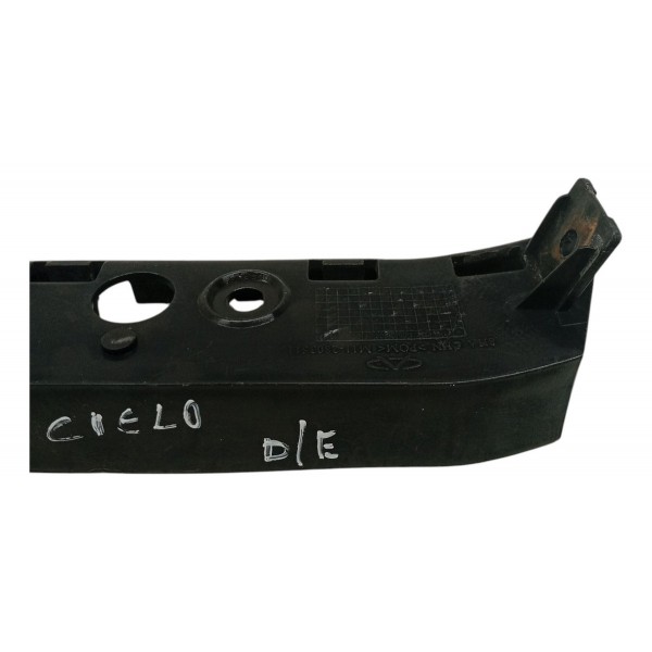 Suporte Parachoque Dianteiro Esquerdo Chery Cielo 2012