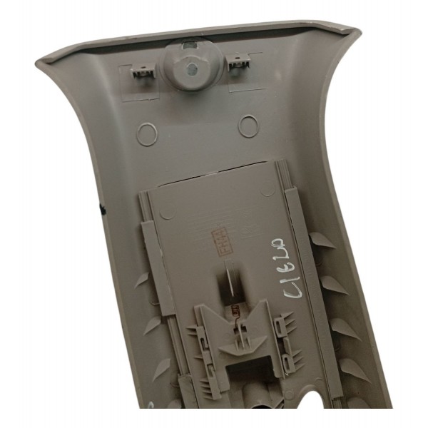 Moldura Coluna Central Superior Direita Chery Cielo 2012