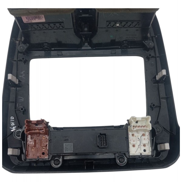 Moldura Central Painel Difusor Renault Kwid 2020