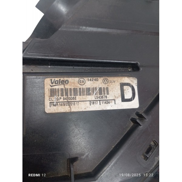 Farol Dianteiro Direito Volkswagen Tcross 2020 Detalhe