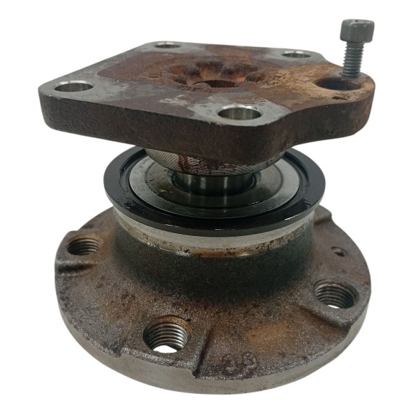 Cubo Rolamento Roda Traseiro Esquerdo Volkswagen Virtus 2019