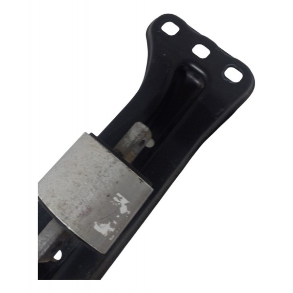 Travessa Suporte Coxim Câmbio Mercedes Benz C180 Cgi 2011