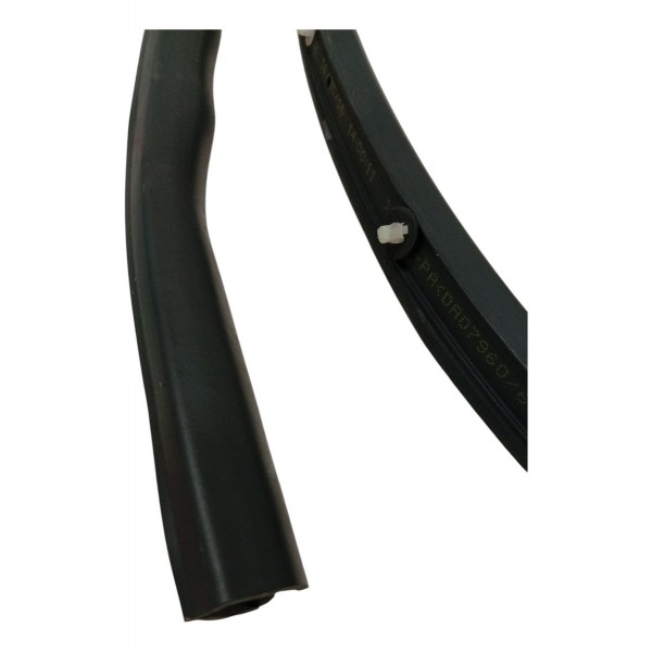 Borracha Superior Lateral Direita Ford Novo Ka 2014