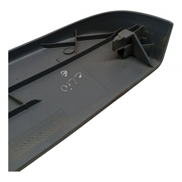 Acabamento Lateral Banco Esquerdo Renault Clio 2008