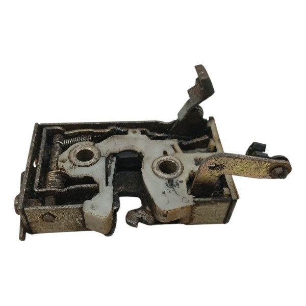 Fechadura Porta Traseira Direita Volkswagen Santana