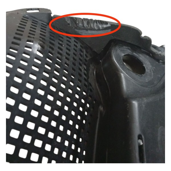 Grade Churrasqueira Renault Sandero Logan 2015 2017 Detalhe