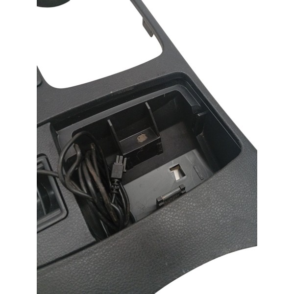 Moldura Console Central Mitsubishi Airtrek 2007