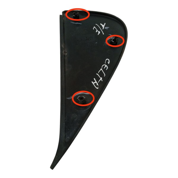 Moldura Porta Traseira Esquerda Chevrolet Celta 2006 Detalhe