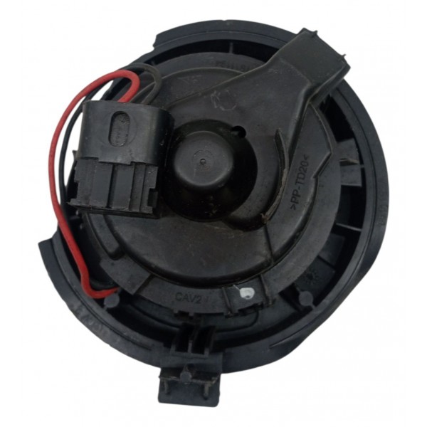 Motor Ventilador Ar Forçado Renault Sandero 2014 Detlhe