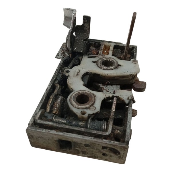 Fechadura Porta Dianteira Direita Volkswagen Santana