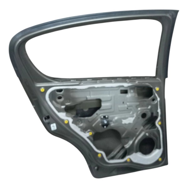 Porta Traseira Esquerda Fiat Palio 4p 1.6 2015 2016 Detalhe