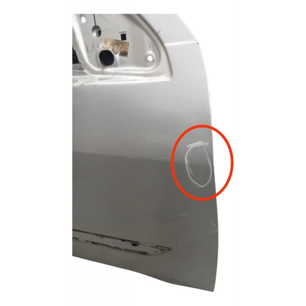 Porta Dianteira Direita Ford Focus Sedan 2.0 4p 2002 Detalhe