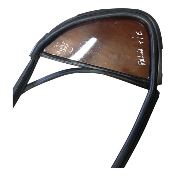 Vidro Fixo Traseiro Esquerdo Borracha Fiat Palio 2014 2015