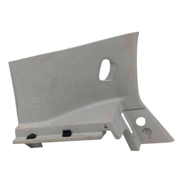 Moldura Bagagito Traseiro Esquerdo Fiat Uno Way 2011 Detalhe