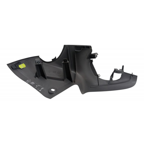 Acabamento Traseiro Esquerdo Ford Focus 2001 2002 Detalhe