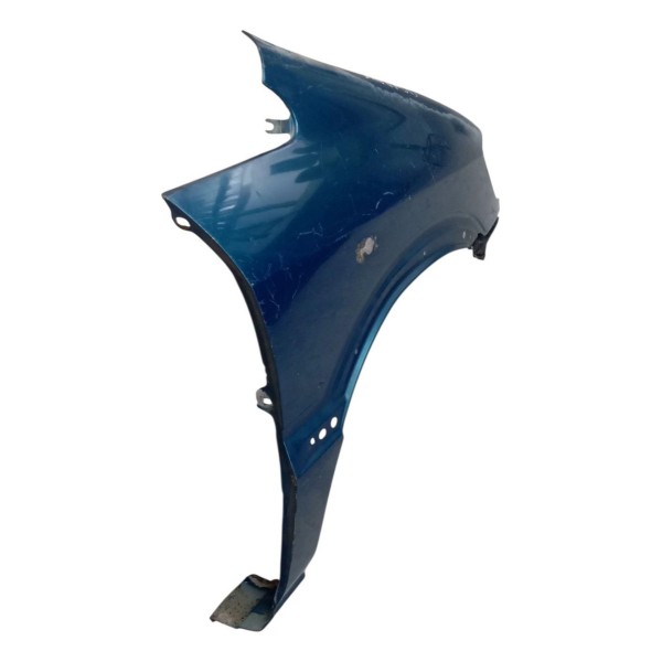 Paralama Dianteira Direita Chevrolet Zafira 2003 Detalhe