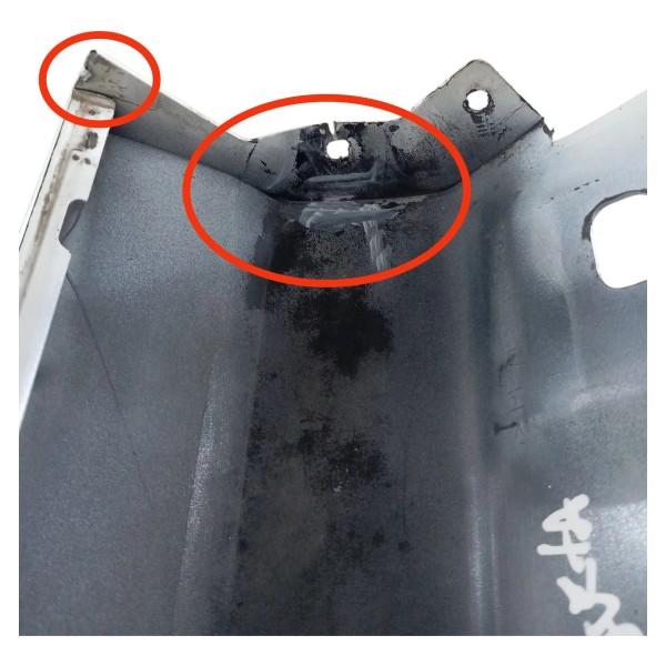 Spoiler Lateral  Esquerdo Mercedes C180 2010 2011 Detalhe