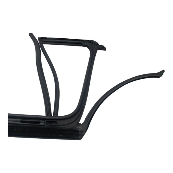 Guarnição Porta Traseira Esquerda Volkswagen Jetta 2010 2011