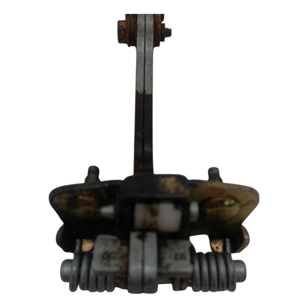 Limitador Porta Traseira Esquerda Volkswagen Saveiro 2012