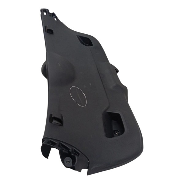 Moldura Tampa Porta Malas Peugeot 208 2014 2015 Detalhe