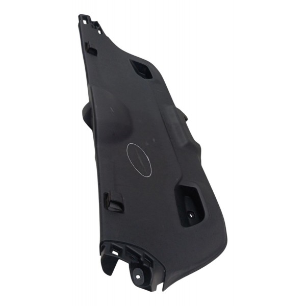 Moldura Tampa Porta Malas Peugeot 208 2014 2015 Detalhe