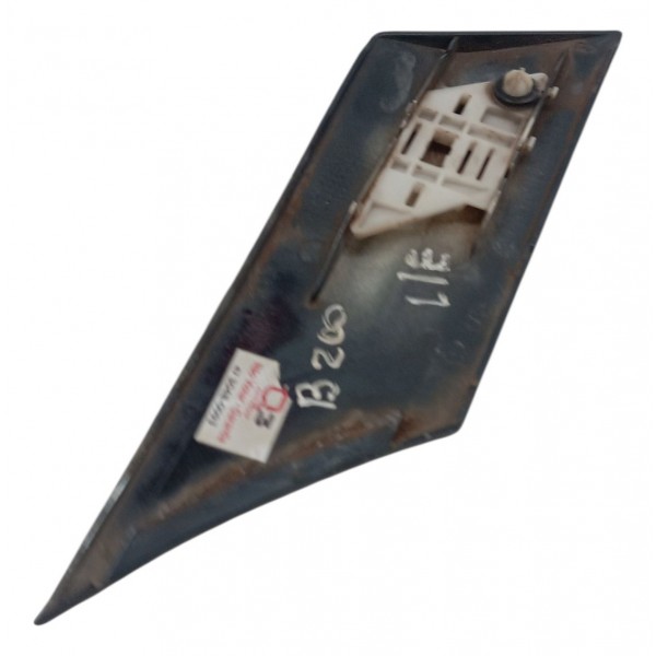 Acabamento Externo Traseiro Direito Mercedes B200 2009