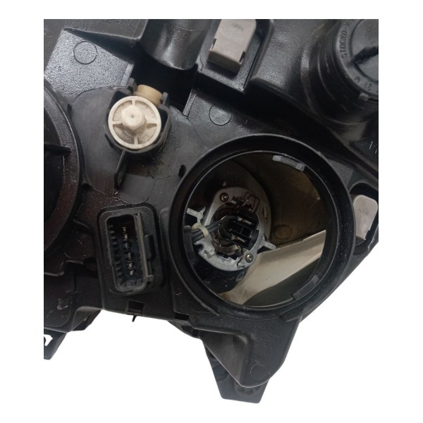 Farol Dinteiro Direito Citroen C5 2.0 2004 2005 2006 Detalhe